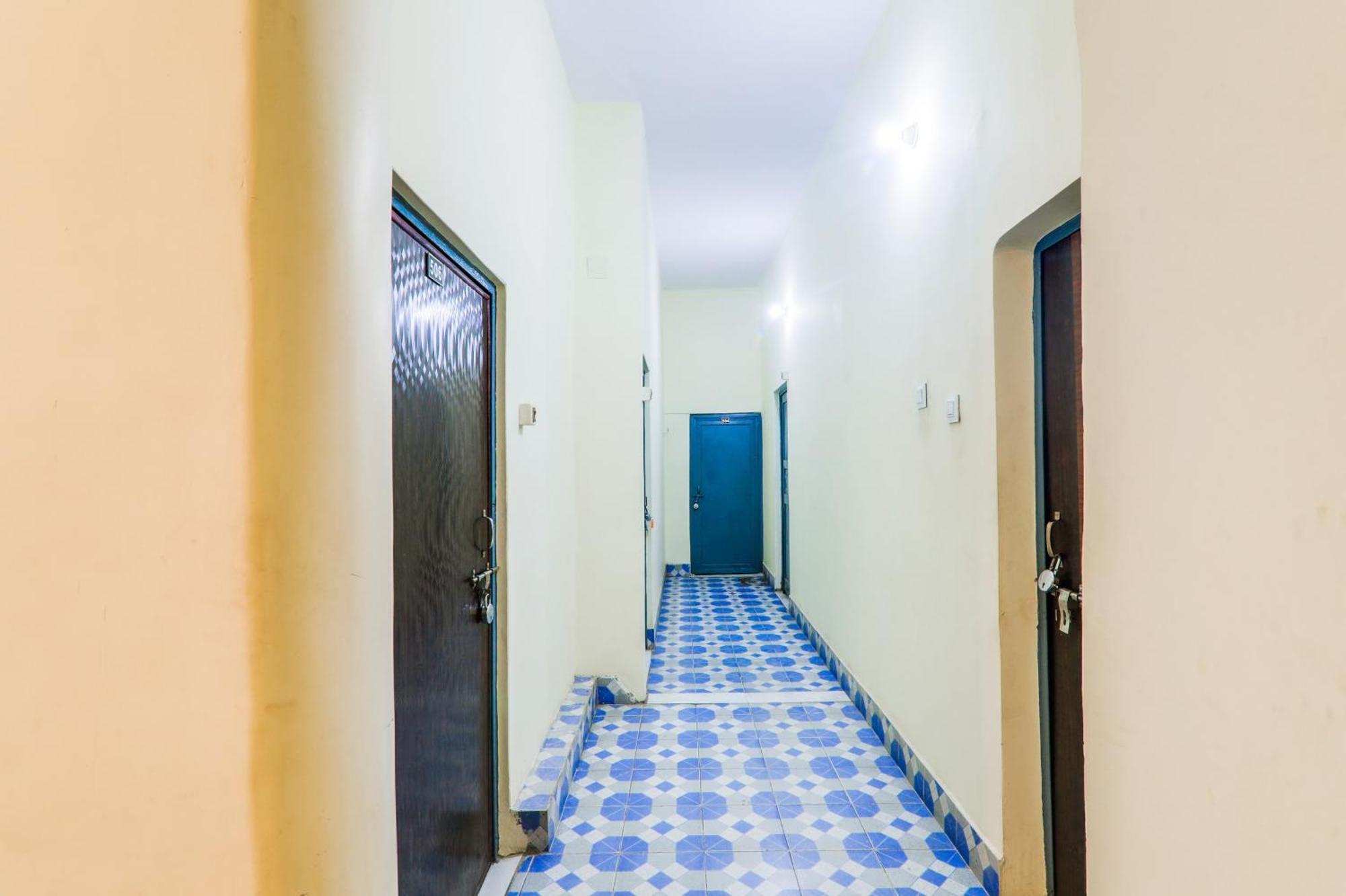 Hotel O Shree Hotel Mriduni 瓦拉纳西 外观 照片