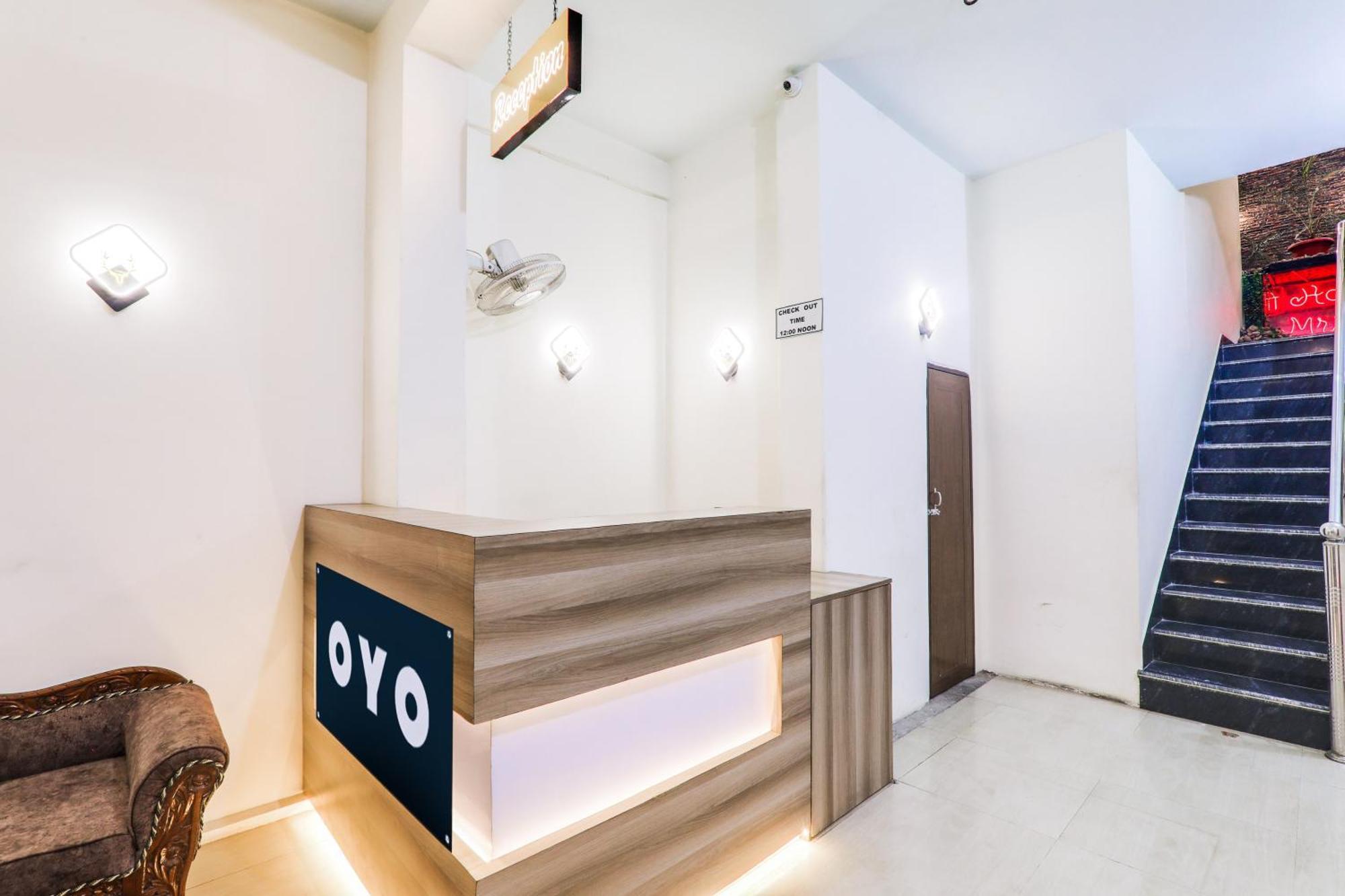 Hotel O Shree Hotel Mriduni 瓦拉纳西 外观 照片